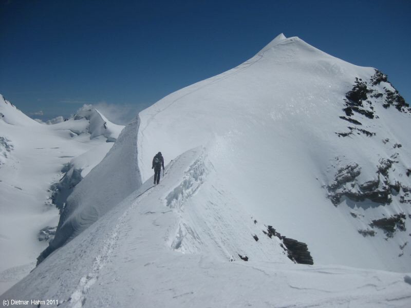 Am Grat vor dem Ostgipfel