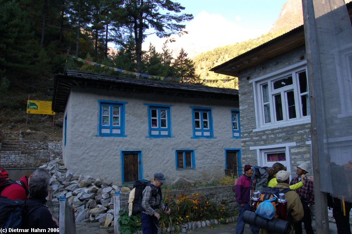 In Phakding